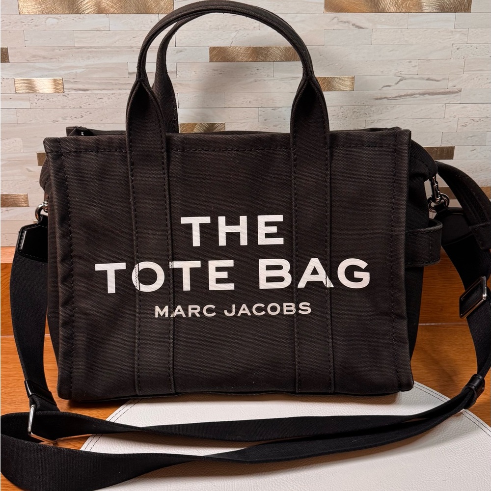 Authentic‎ Marc Jacobs The Tote Bag Distressed Black Canvas Medium